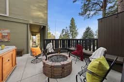 Executive Lodge w/ Hot Tub & Views, Bend - Image 4