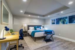 Wine Country King Suite · Full Kitchen & Laundry - Image 4