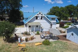 Historic Blue Gables | Walk to WWU + Fenced Yard - Image 3
