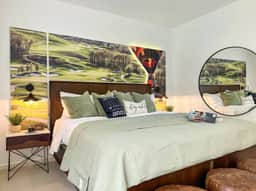 YOUR PRIVATE HOT-TUB RETREAT IN WALLA WALLA WINE COUNTRY - Image 5