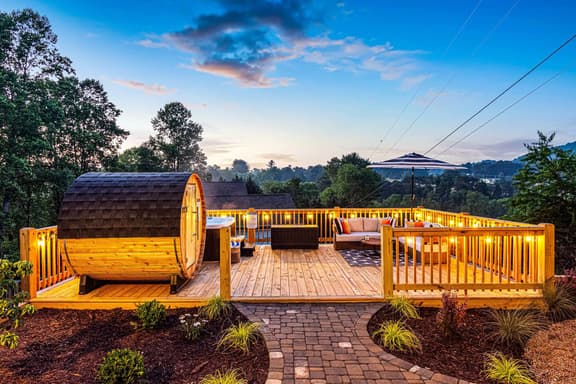 Geodome, Hot Tub + Arcade 15m Asheville | Sleeps20 - Image 1